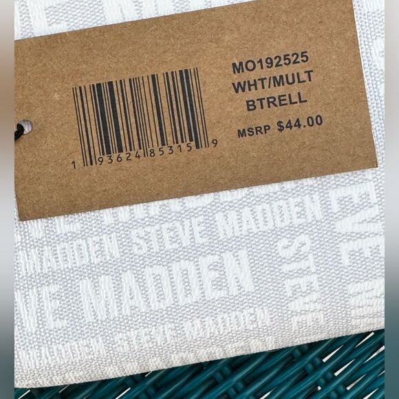 Steve Madden White Crossbody Bag - Picture 4 of 7